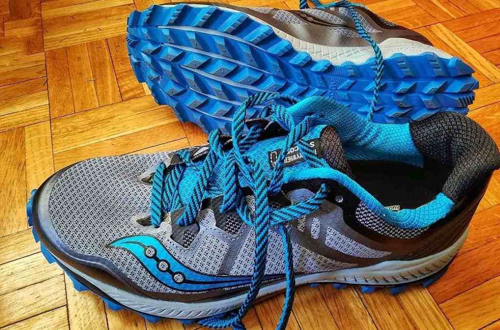 saucony walking shoes review