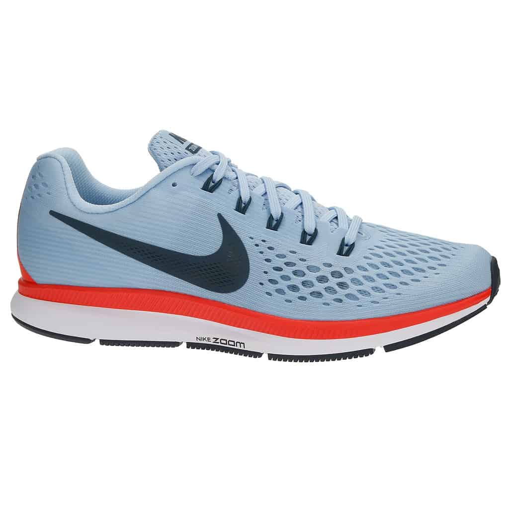 nike running shoes light blue