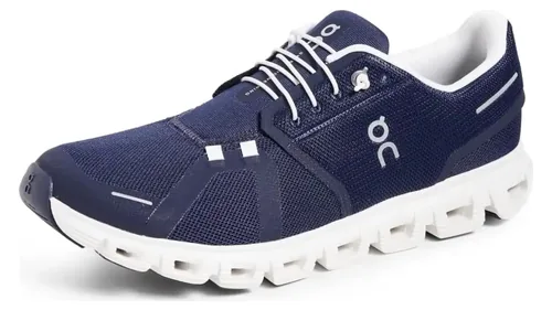 On Cloud 6 travel walking shoe