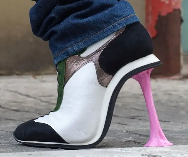 chewing gum heels