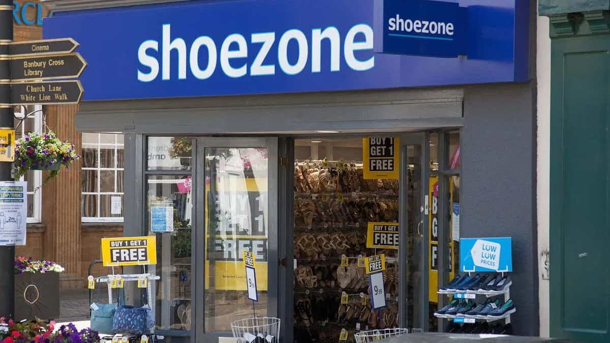 UK shoe store