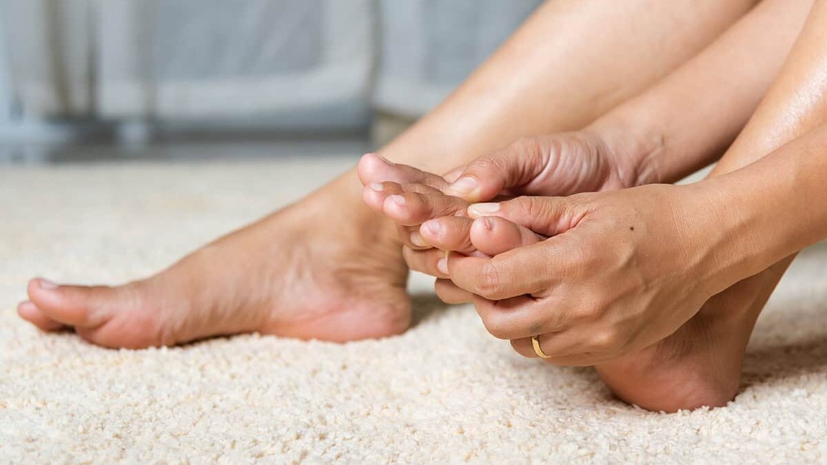 neuropathy and feet