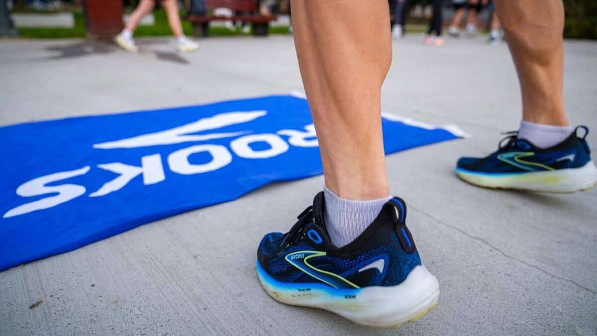 brooks running shoes