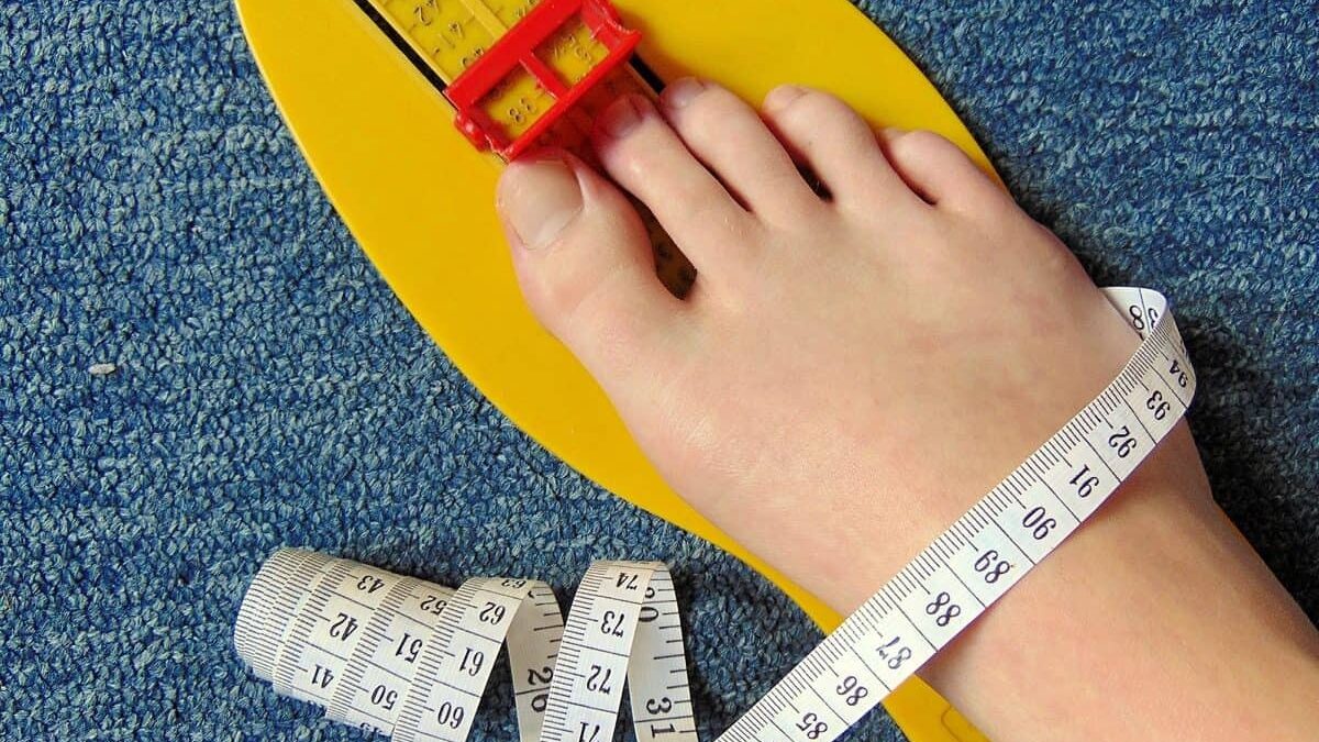 shoes for wide feet