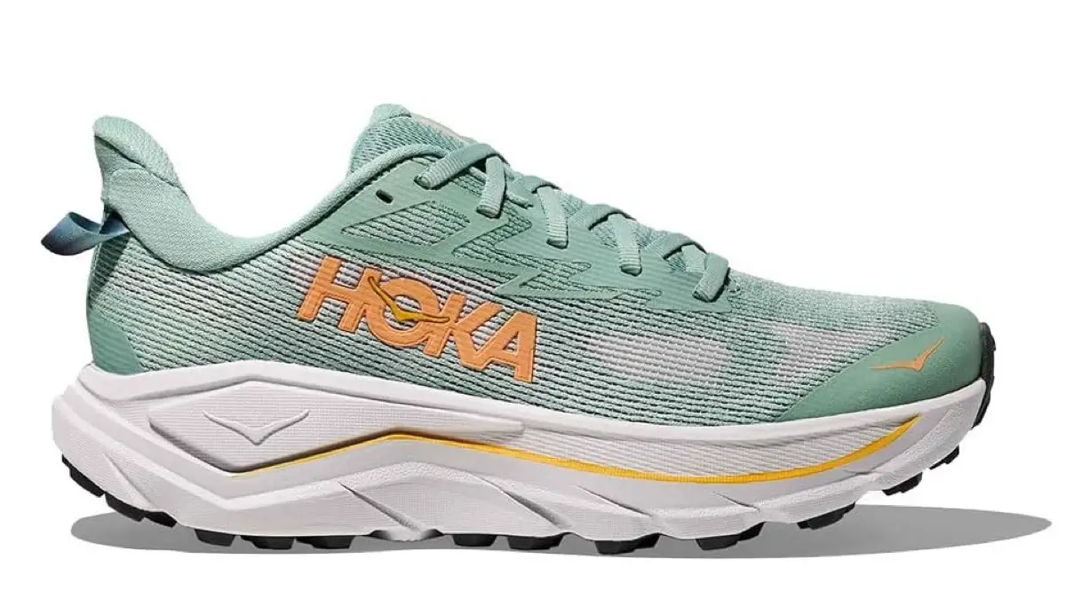 Hoka Challenger 8
