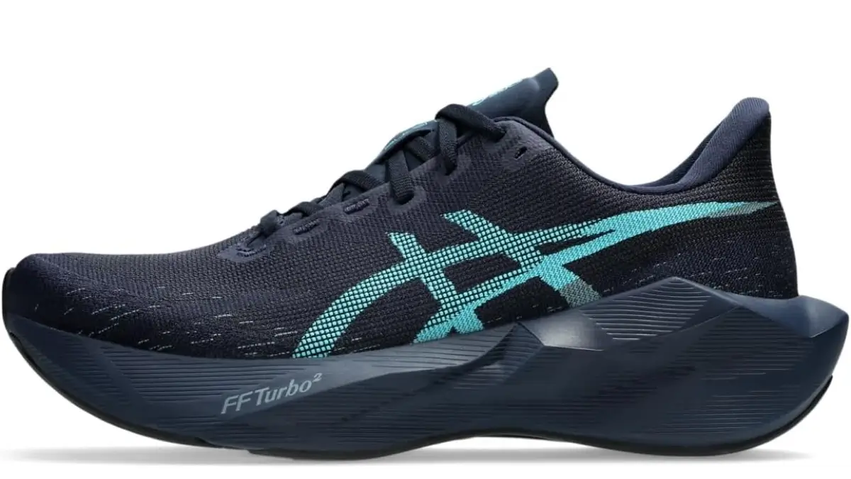 asics novablast 6 running shoe photo from the side
