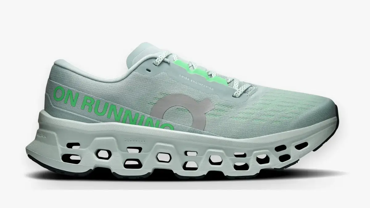 on cloud monster 3 running shoe