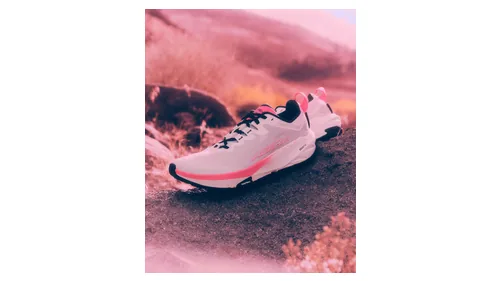 Altra Experience Wild 3 showing the Altra EGO P35 midsole